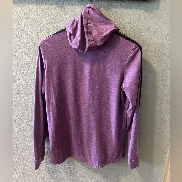 Adidas long sleeve shirt - Picture 3 of 3